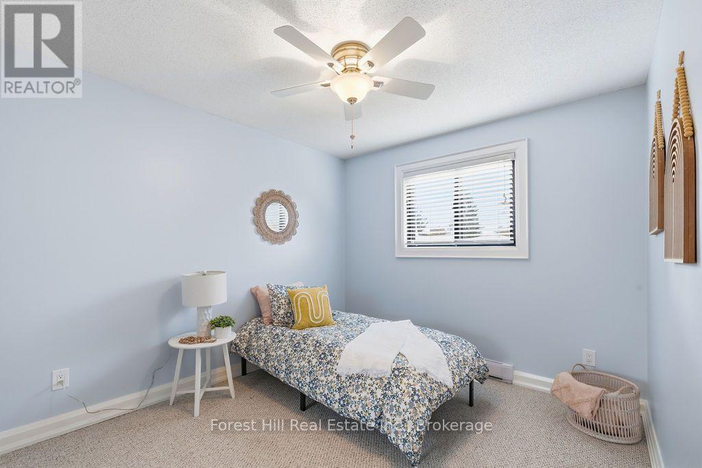 21 Sabrina Park Drive, Huntsville, Ontario  P1H 1L8 - Photo 6 - X13875334