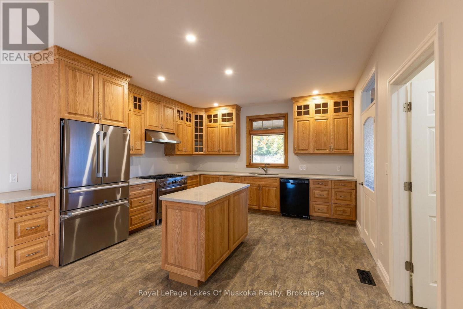 455 Wellington Street, Gravenhurst, Ontario  P1P 1A5 - Photo 21 - X13877770
