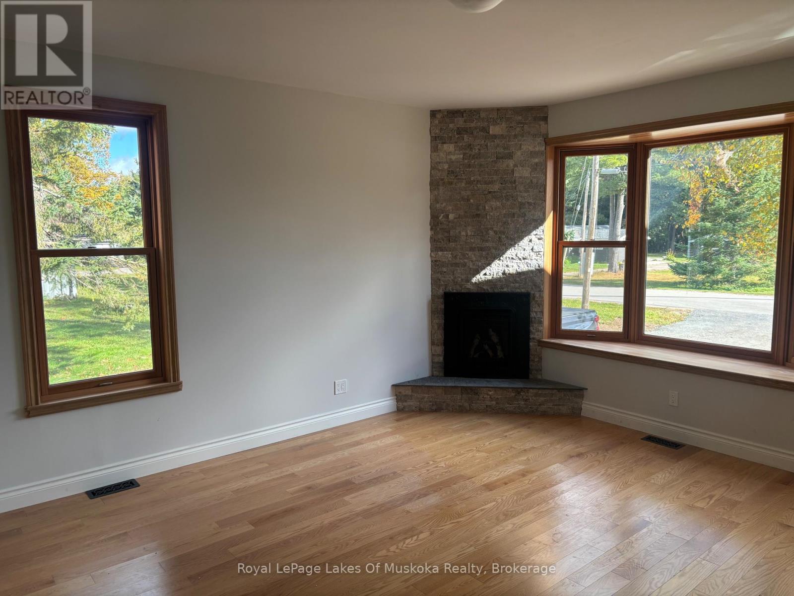 455 Wellington Street, Gravenhurst, Ontario  P1P 1A5 - Photo 23 - X13877770