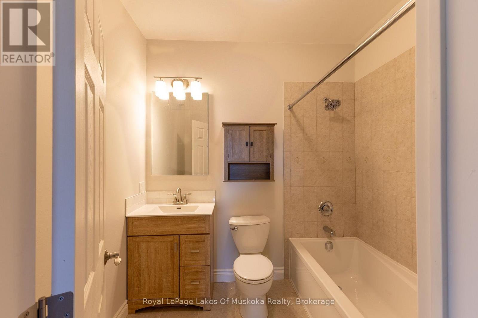 455 Wellington Street, Gravenhurst, Ontario  P1P 1A5 - Photo 32 - X13877770