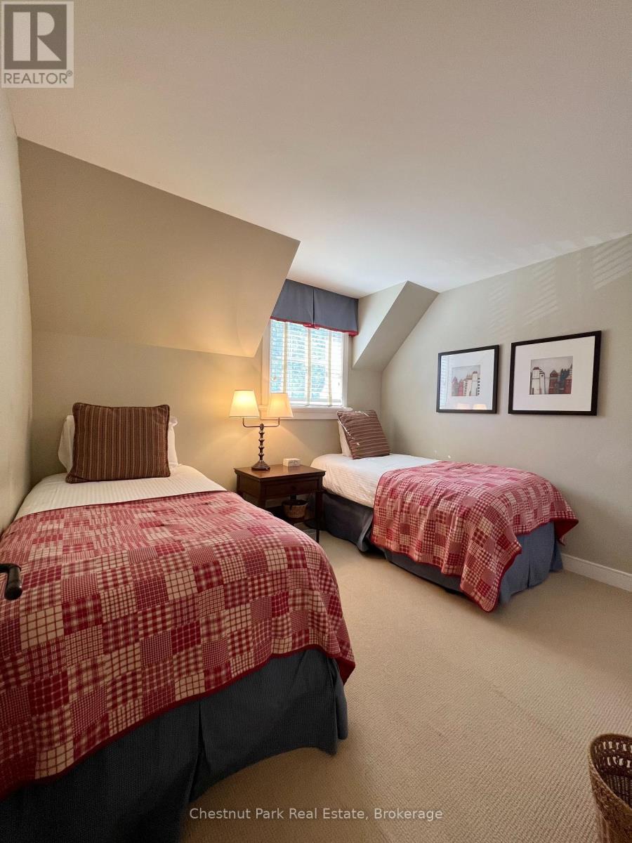 Unit 11 - 301 Emerald Hills Court, Seguin, Ontario  P0C 1H0 - Photo 10 - X13877824