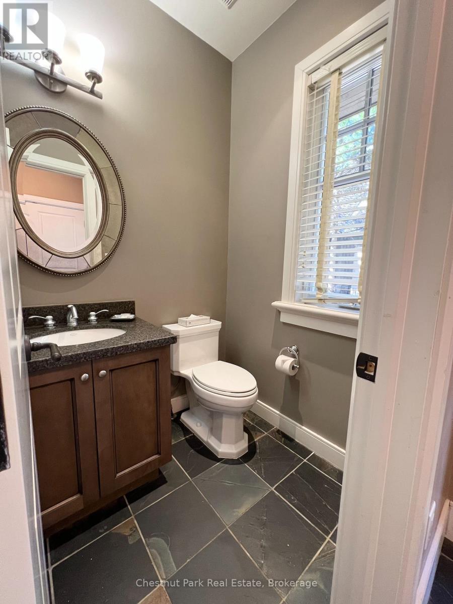 Unit 11 - 301 Emerald Hills Court, Seguin, Ontario  P0C 1H0 - Photo 13 - X13877824