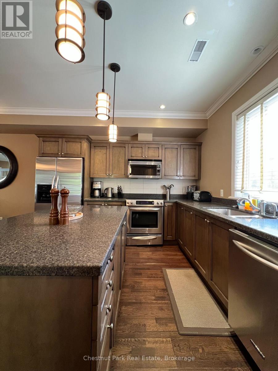 Unit 11 - 301 Emerald Hills Court, Seguin, Ontario  P0C 1H0 - Photo 14 - X13877824
