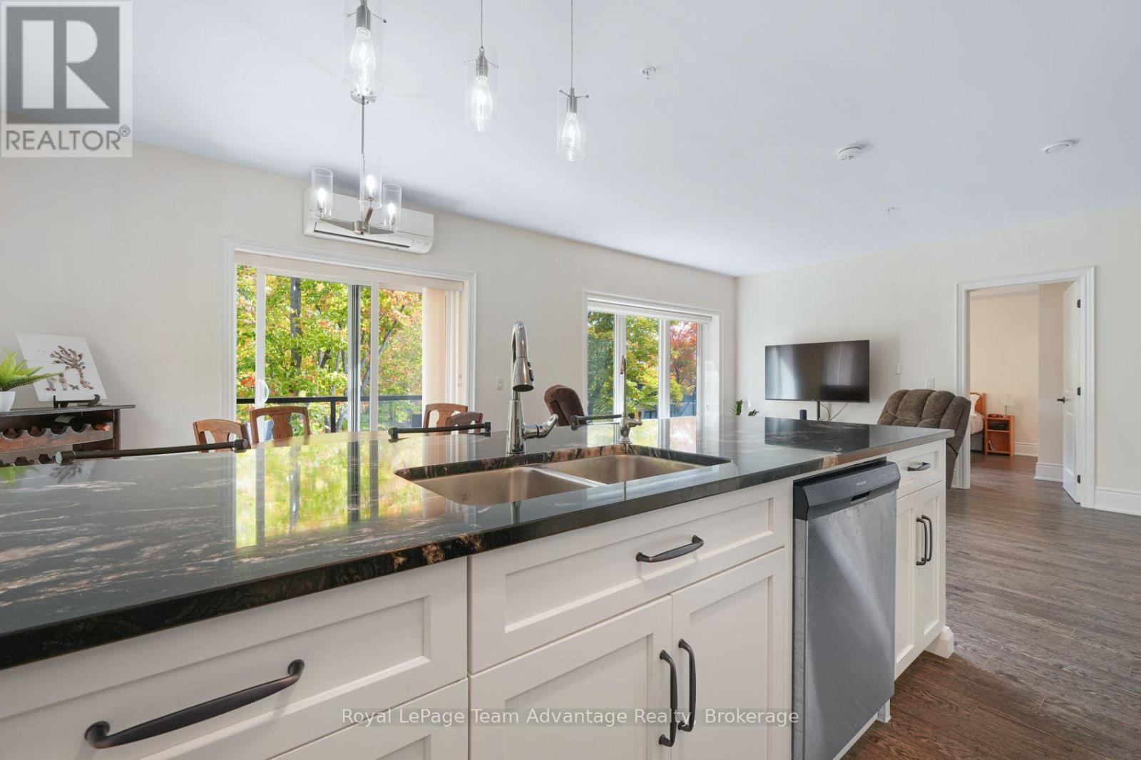 303 - 11b Salt Dock Road, Parry Sound, Ontario  P2A 3B6 - Photo 15 - X13878320