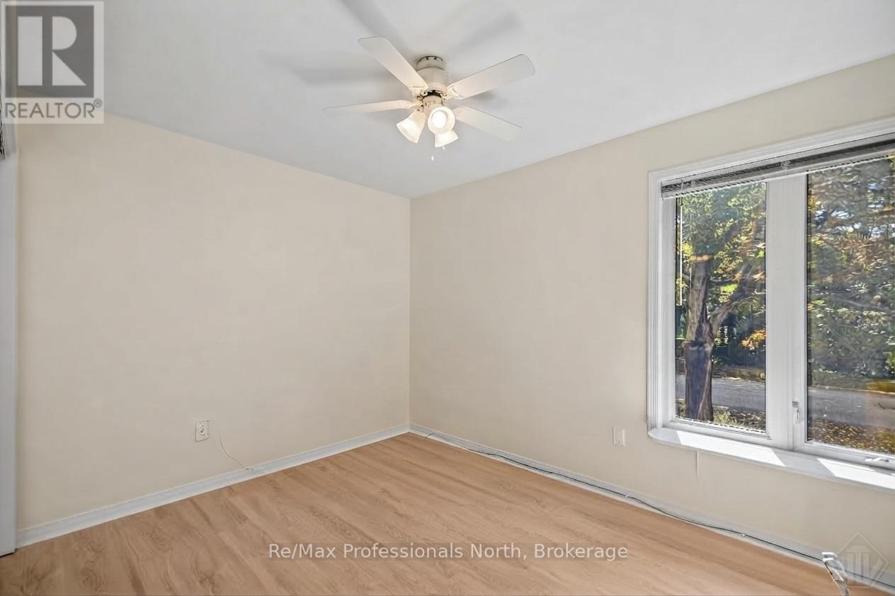60 Pineridge Gate, Gravenhurst, Ontario  P1P 1Y4 - Photo 4 - X13878322