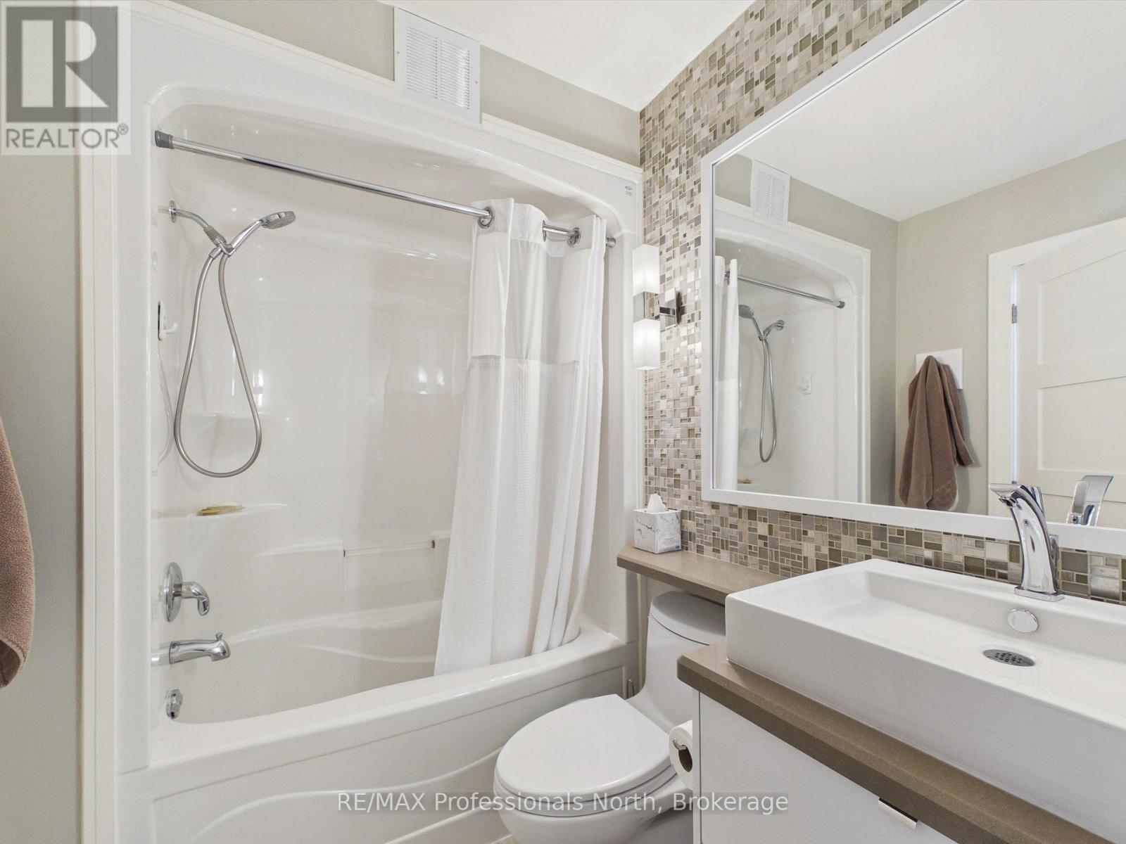 405 - 10a Kimberley Avenue, Bracebridge, Ontario  P1L 0A4 - Photo 27 - X13880356