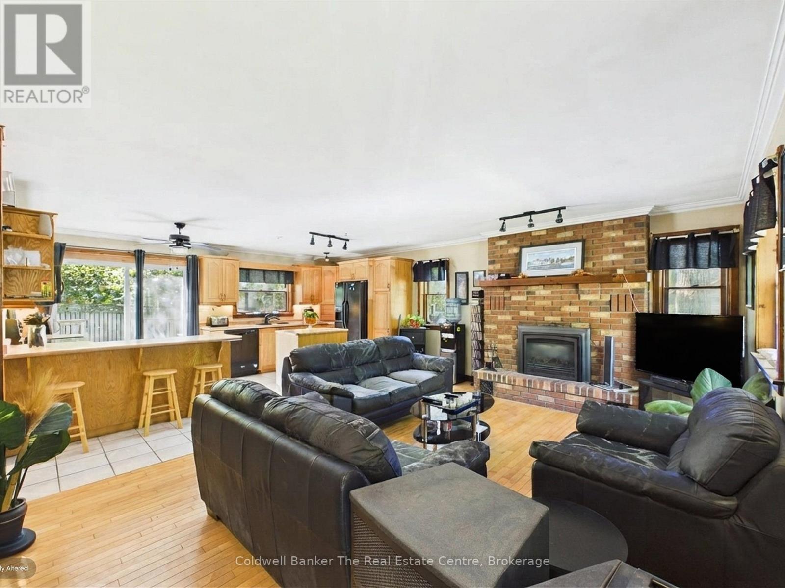 135 Segwun Boulevard, Gravenhurst, Ontario  P1P 1C5 - Photo 3 - X13881238