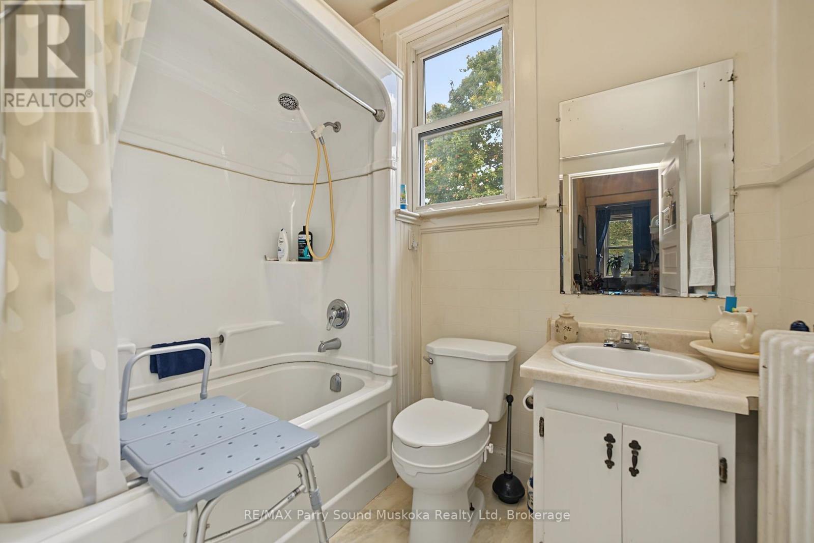 15 Church Street, Parry Sound, Ontario P2A 1Y2 - Photo 28 - X13883000