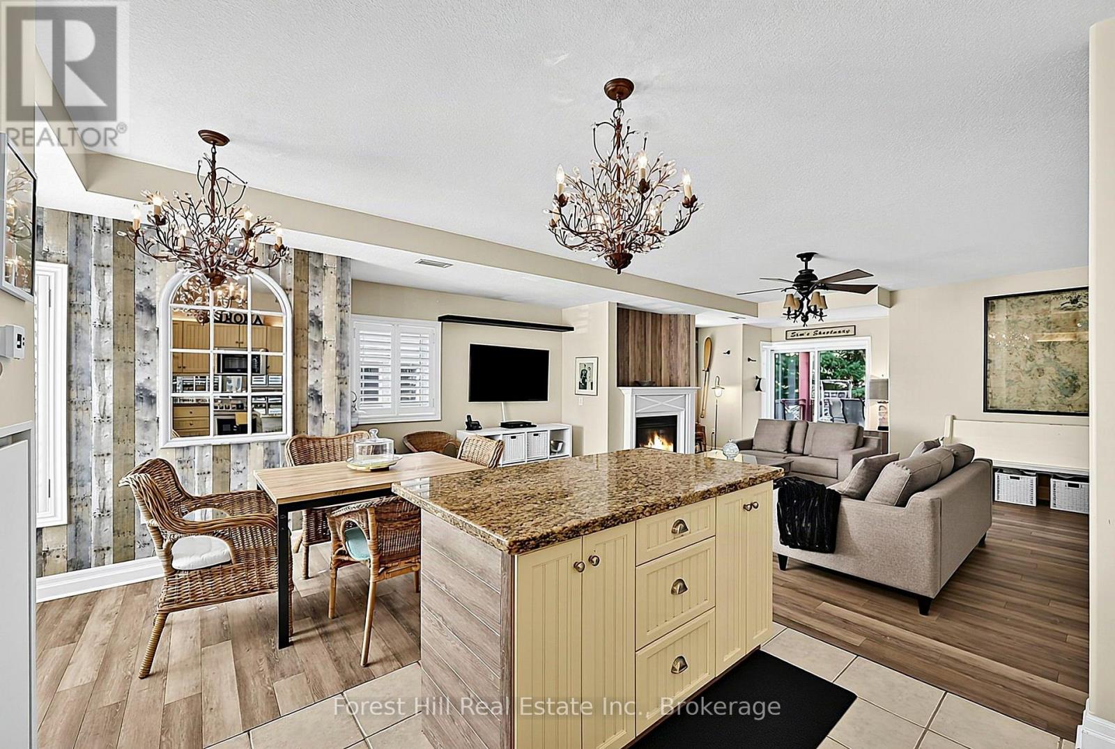 202 - 110 Steamship Bay Road N, Gravenhurst, Ontario  P1P 1Z9 - Photo 11 - X13884376