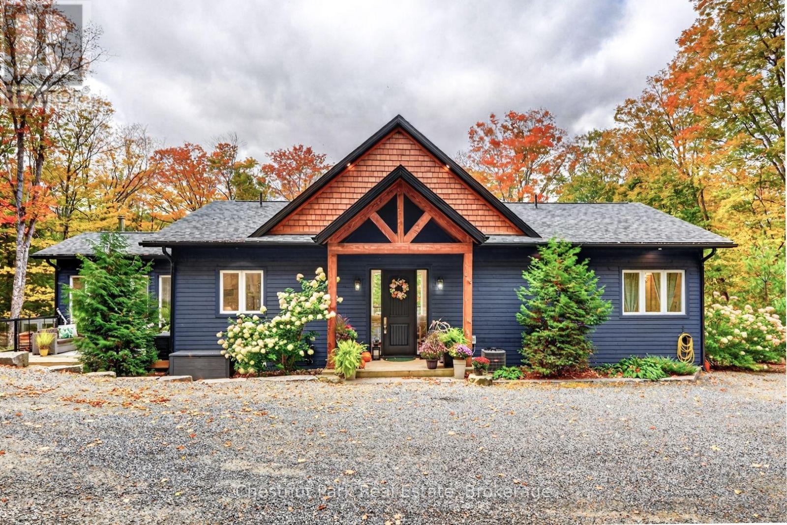 1204 Charlie Thompson Road, Lake Of Bays, Ontario  P0A 1H0 - Photo 2 - X13884394