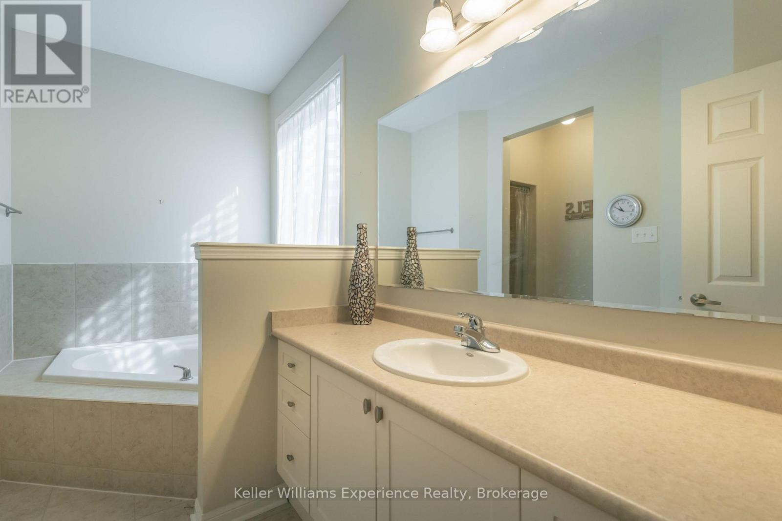 6 Pheasant Run, Bracebridge, Ontario  P1L 0A9 - Photo 19 - X13885016