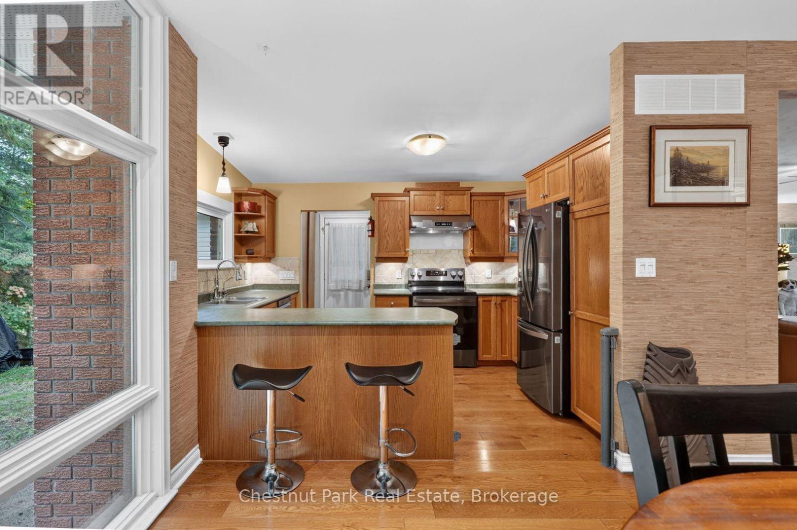 240 Knister Road, Gravenhurst, Ontario P1P 1R4 - Photo 11 - X13886528