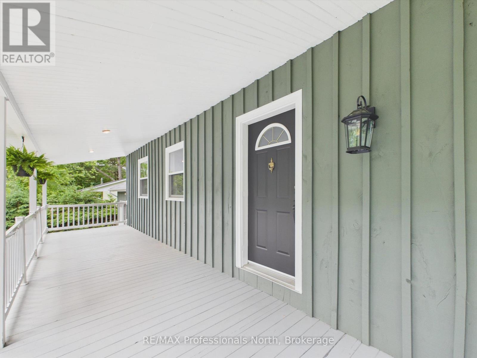 1130 Cedar Lane, Bracebridge, Ontario  P1L 1L5 - Photo 4 - X14004244