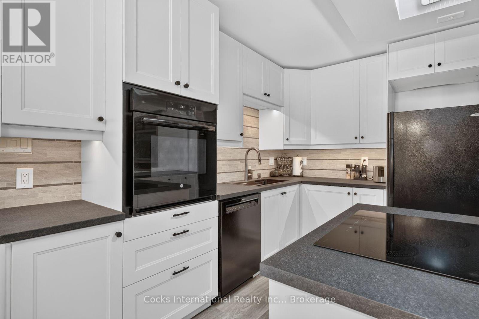 206 On-141 Highway, Huntsville, Ontario  P0B 1M0 - Photo 11 - X14028764