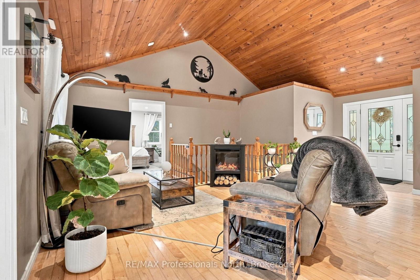 1276 Limberlost Road, Lake Of Bays, Ontario  P1H 2J6 - Photo 17 - X14032534