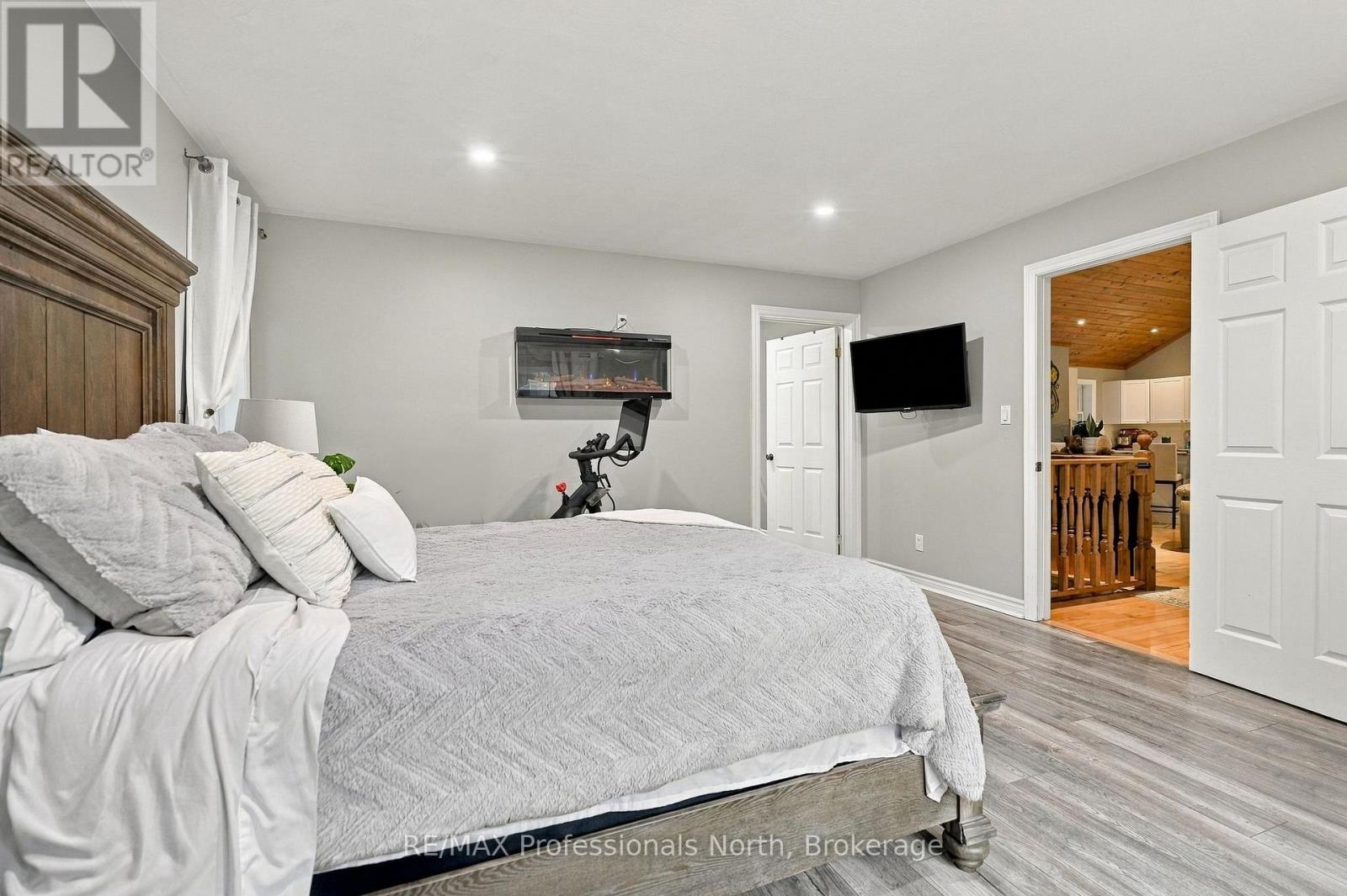 1276 Limberlost Road, Lake Of Bays, Ontario  P1H 2J6 - Photo 21 - X14032534