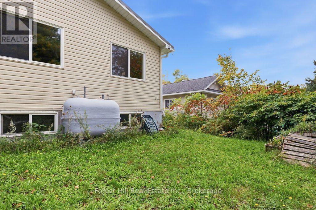 1014a Burgess Avenue, Muskoka Lakes, Ontario P0C 1A0 - Photo 10 - X14084470
