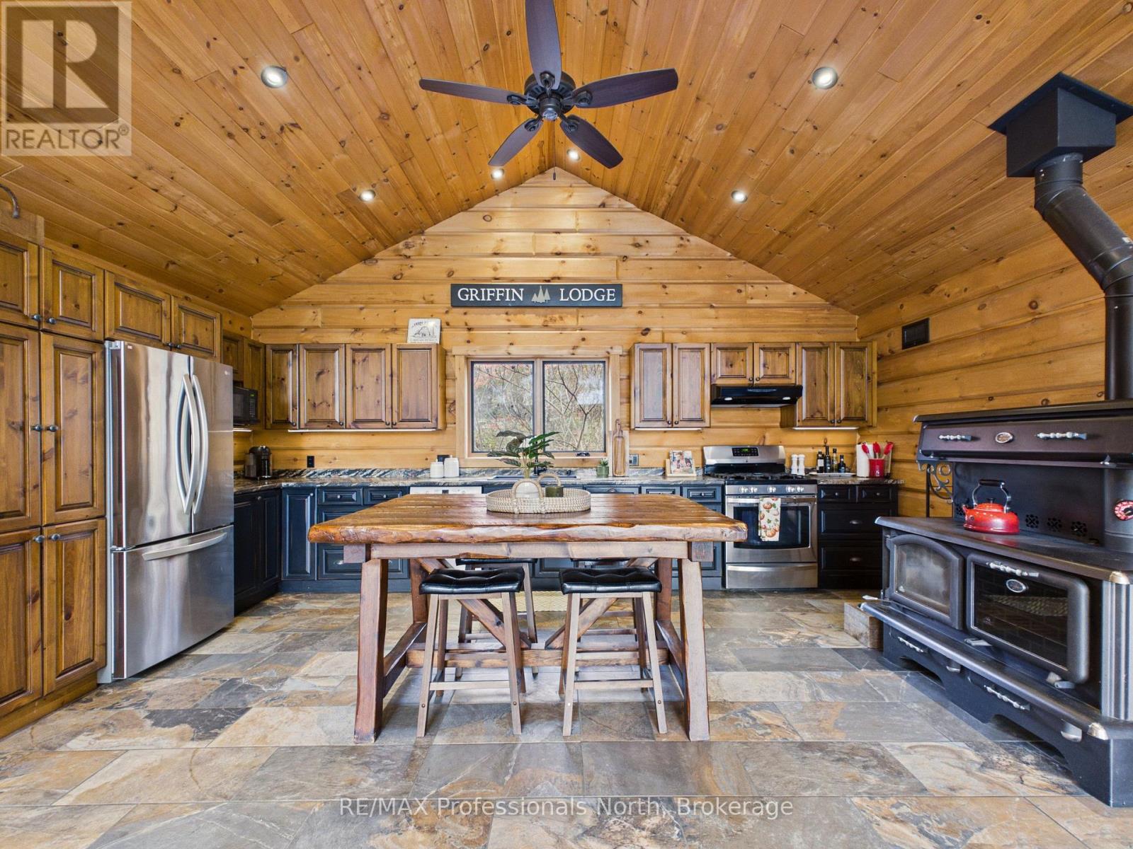 1266 North Shore Road, Muskoka Lakes, Ontario P0B 1M0 - Photo 21 - X14085882