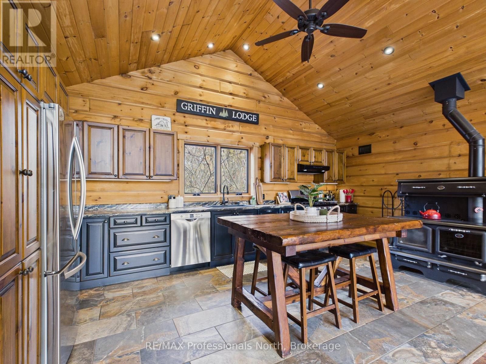 1266 North Shore Road, Muskoka Lakes, Ontario P0B 1M0 - Photo 23 - X14085882