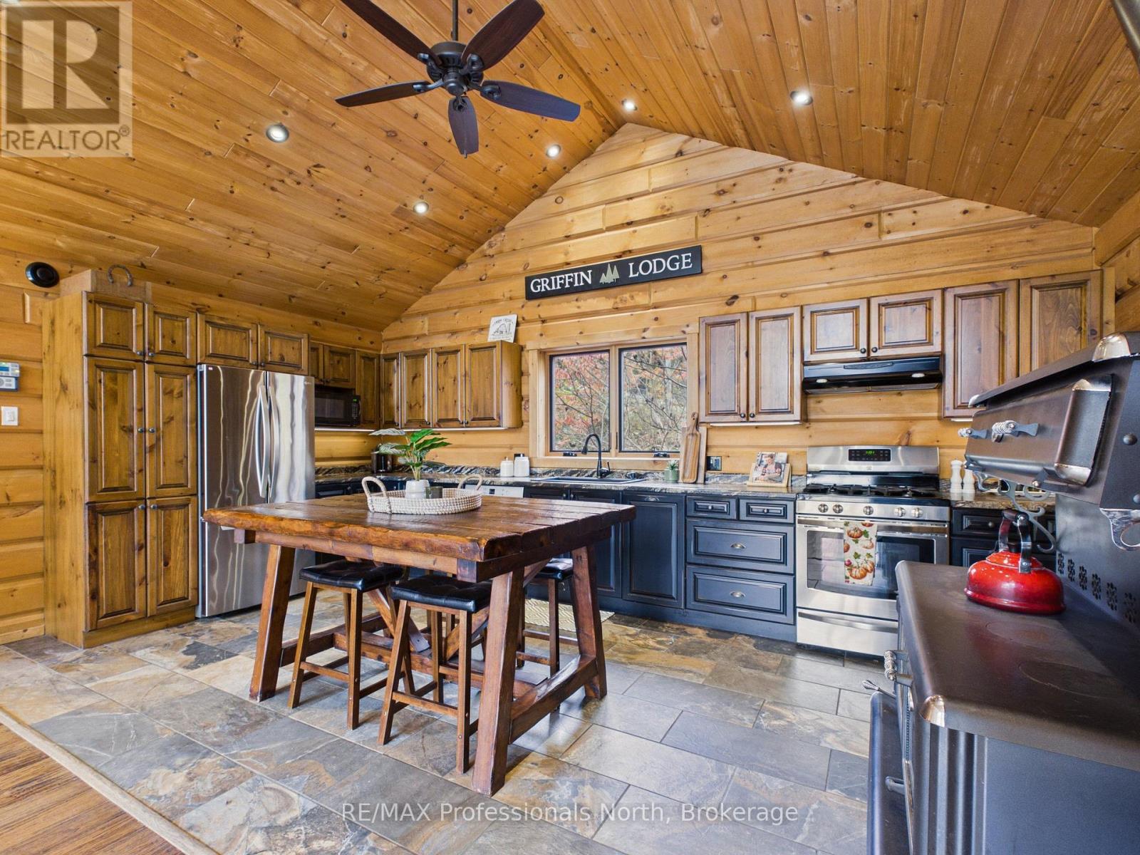 1266 North Shore Road, Muskoka Lakes, Ontario P0B 1M0 - Photo 24 - X14085882