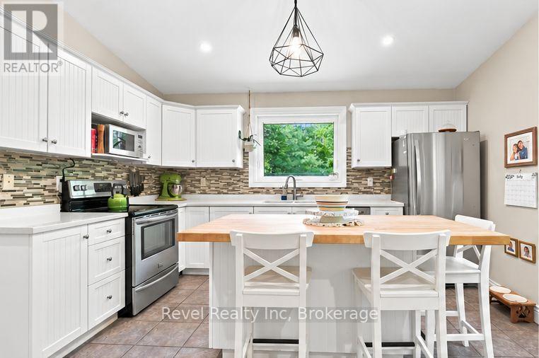 393 Rankin Lake Road, Seguin, Ontario P2A 2W8 - Photo 4 - X14087274