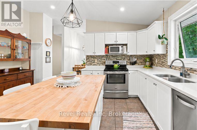 393 Rankin Lake Road, Seguin, Ontario P2A 2W8 - Photo 6 - X14087274