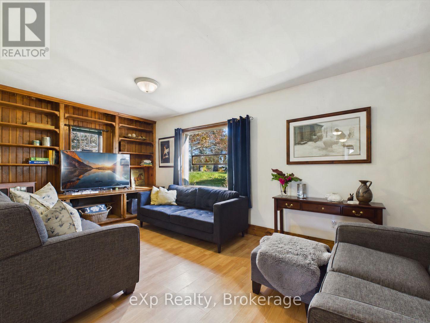 1002 Silver Lake Road, Gravenhurst, Ontario P1P 0G3 - Photo 12 - X14087766
