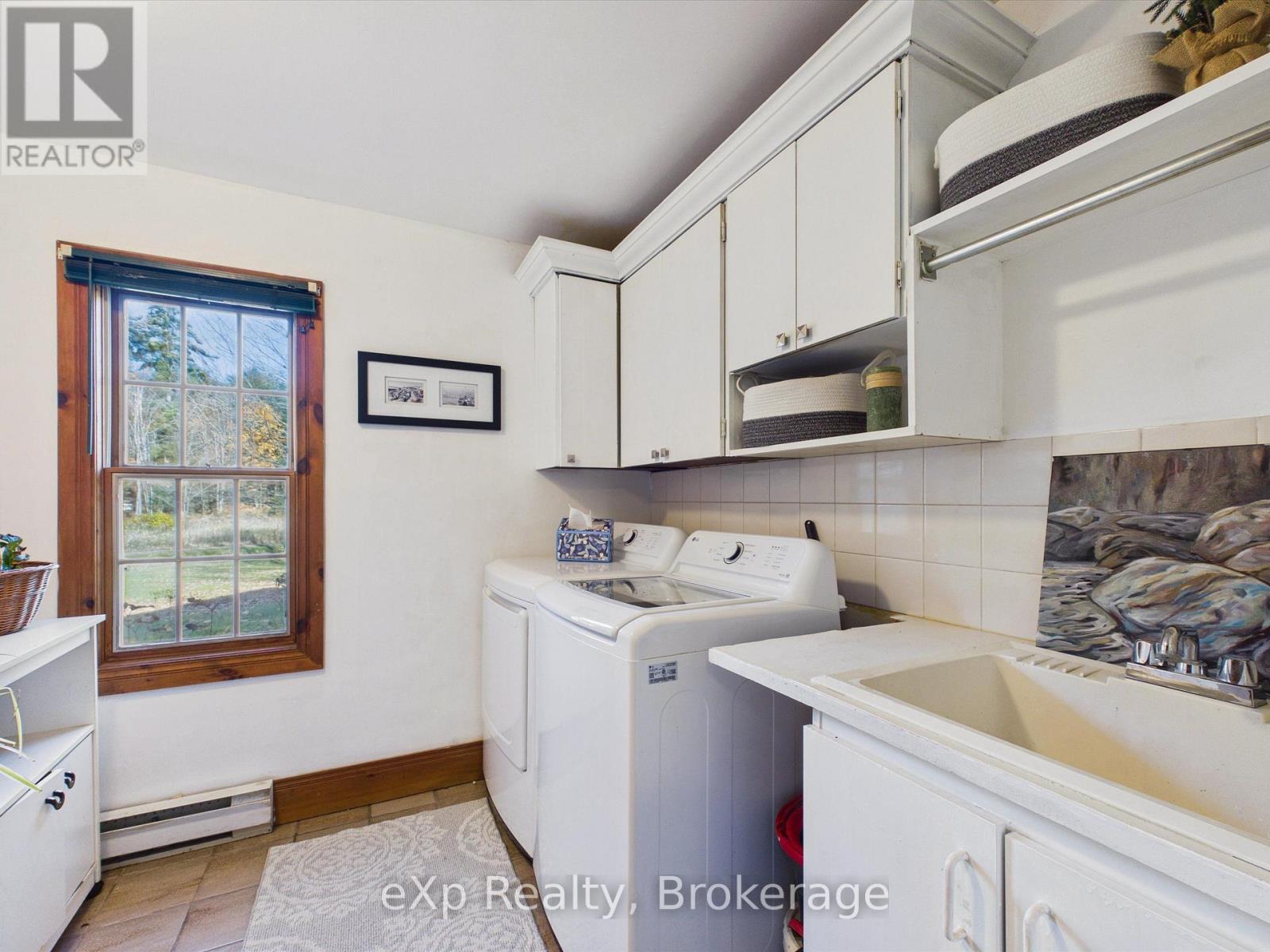 1002 Silver Lake Road, Gravenhurst, Ontario P1P 0G3 - Photo 23 - X14087766