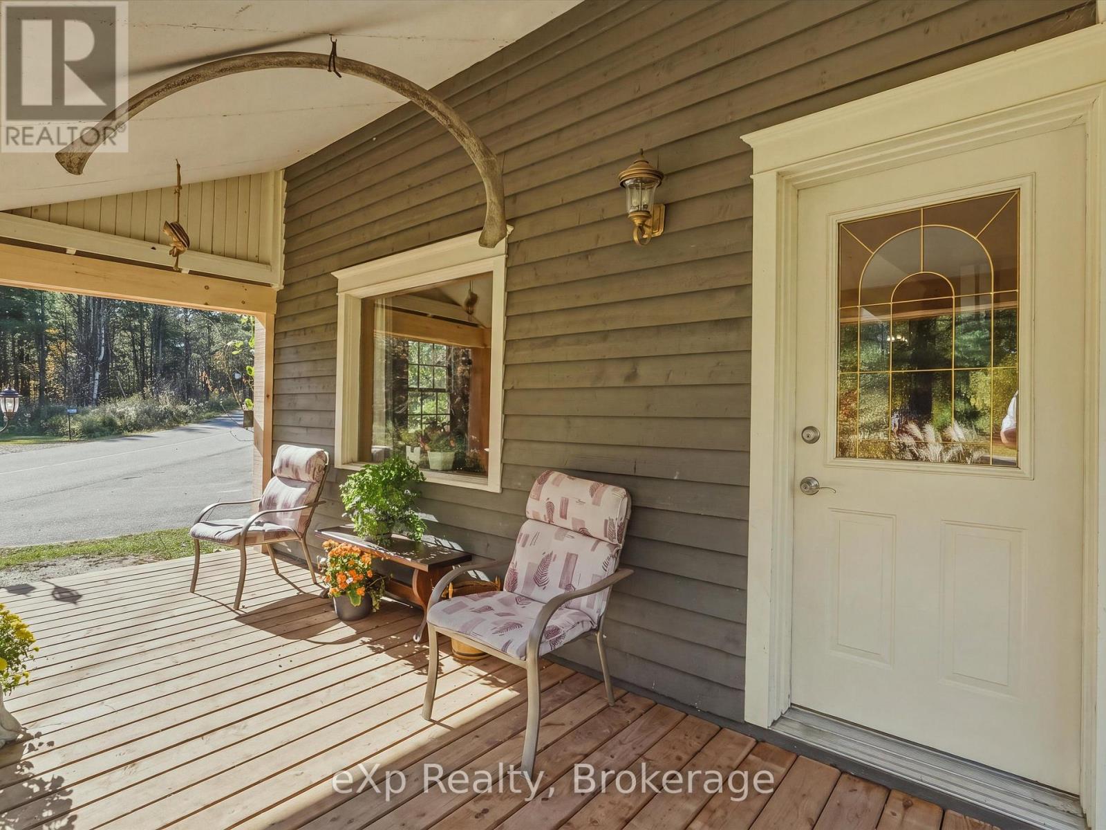 1002 Silver Lake Road, Gravenhurst, Ontario P1P 0G3 - Photo 4 - X14087766