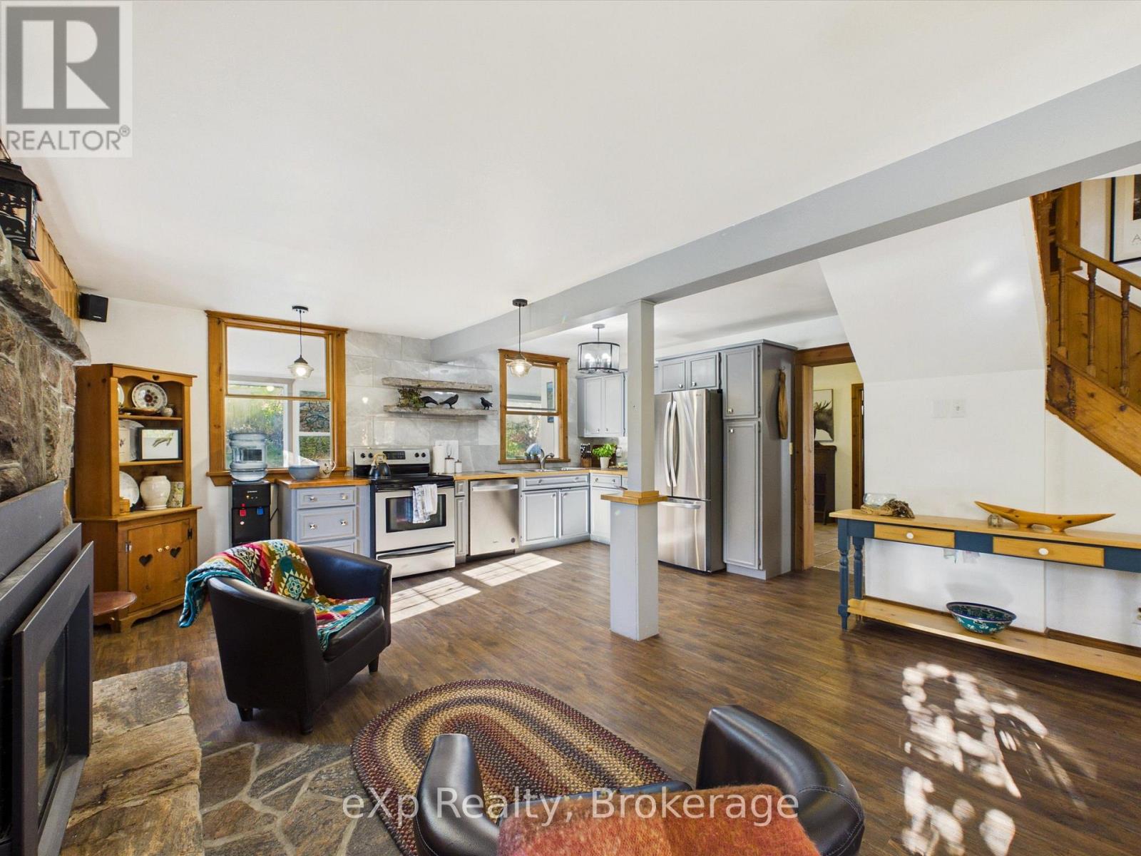1002 Silver Lake Road, Gravenhurst, Ontario P1P 0G3 - Photo 8 - X14087766