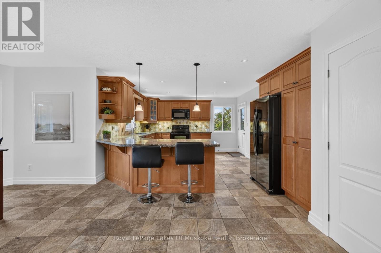 77 Lankin Avenue, Bracebridge, Ontario P1L 2H1 - Photo 11 - X14090016