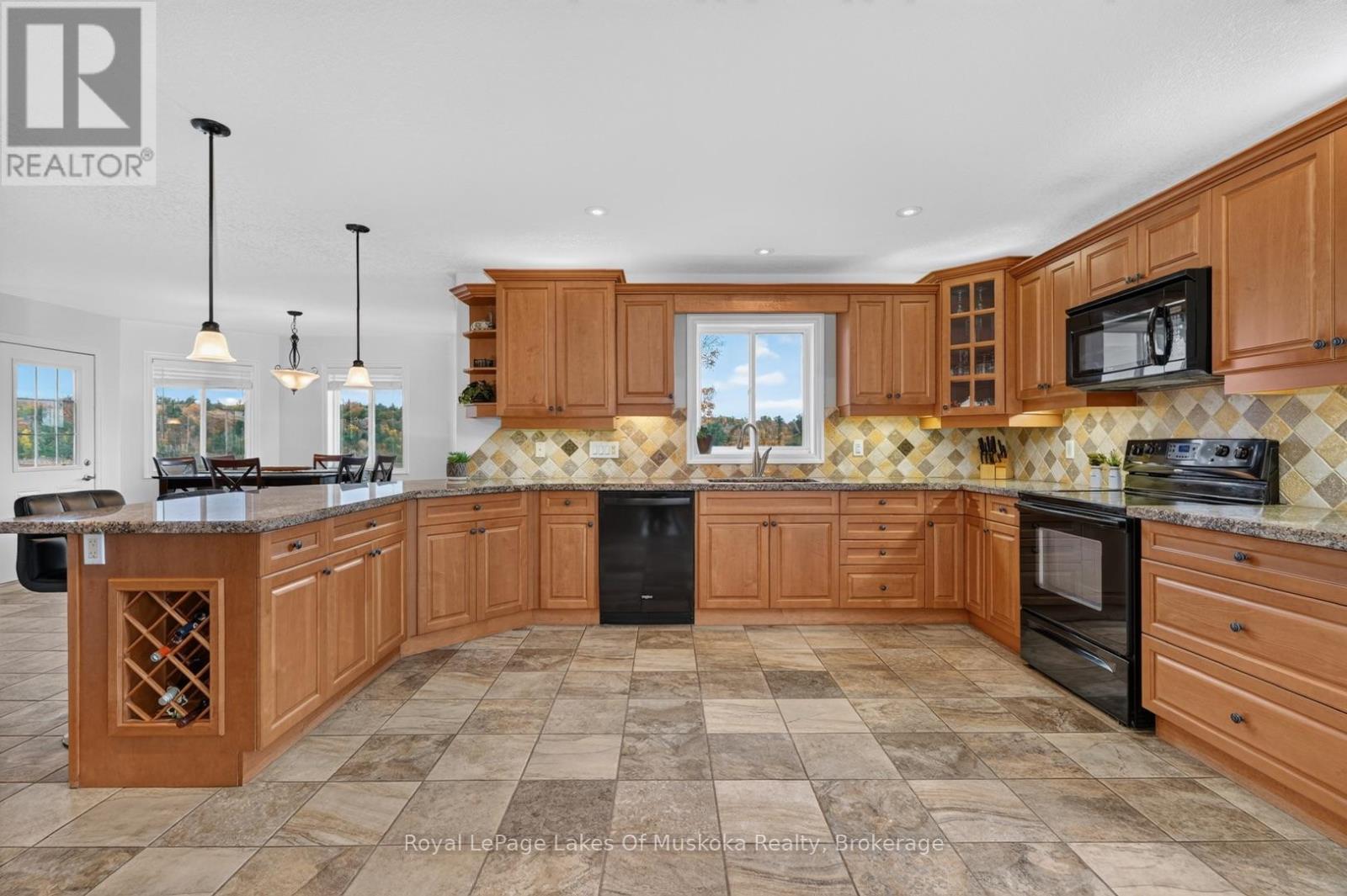 77 Lankin Avenue, Bracebridge, Ontario P1L 2H1 - Photo 13 - X14090016