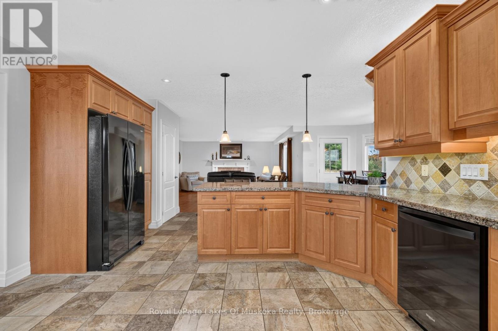 77 Lankin Avenue, Bracebridge, Ontario P1L 2H1 - Photo 14 - X14090016
