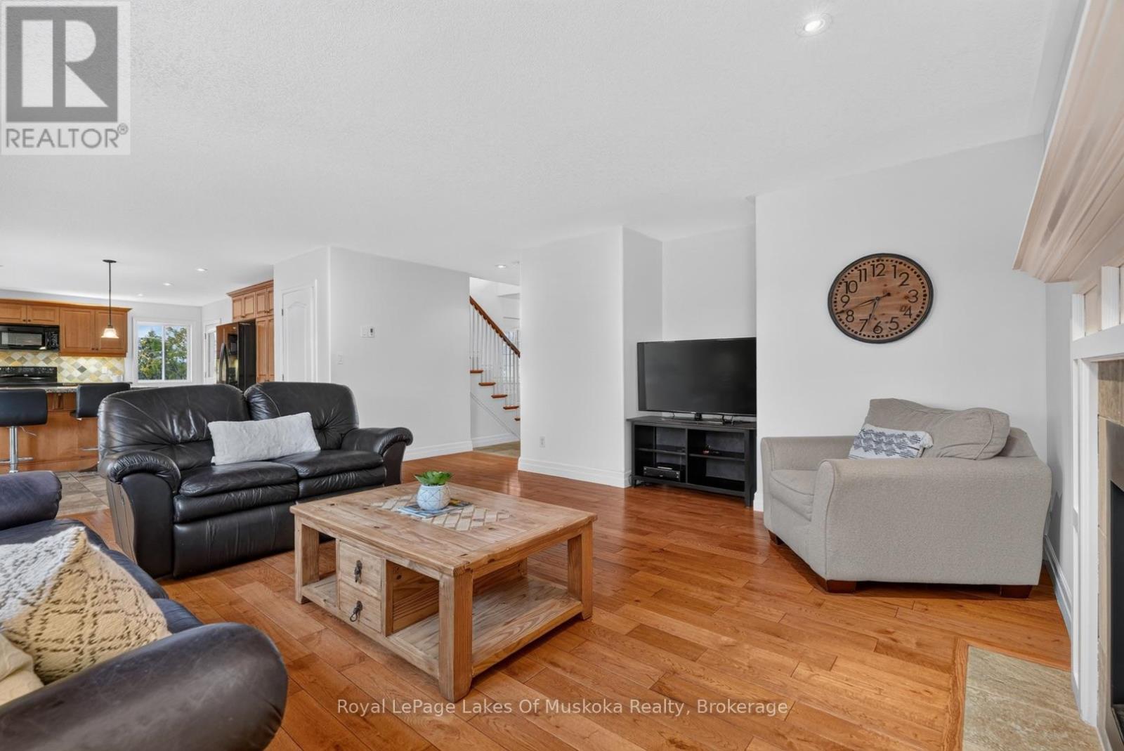 77 Lankin Avenue, Bracebridge, Ontario P1L 2H1 - Photo 7 - X14090016
