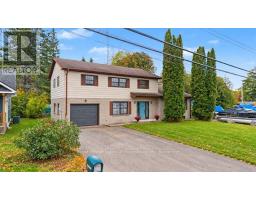 13 EAST ROAD, Lake of Bays, Ontario
