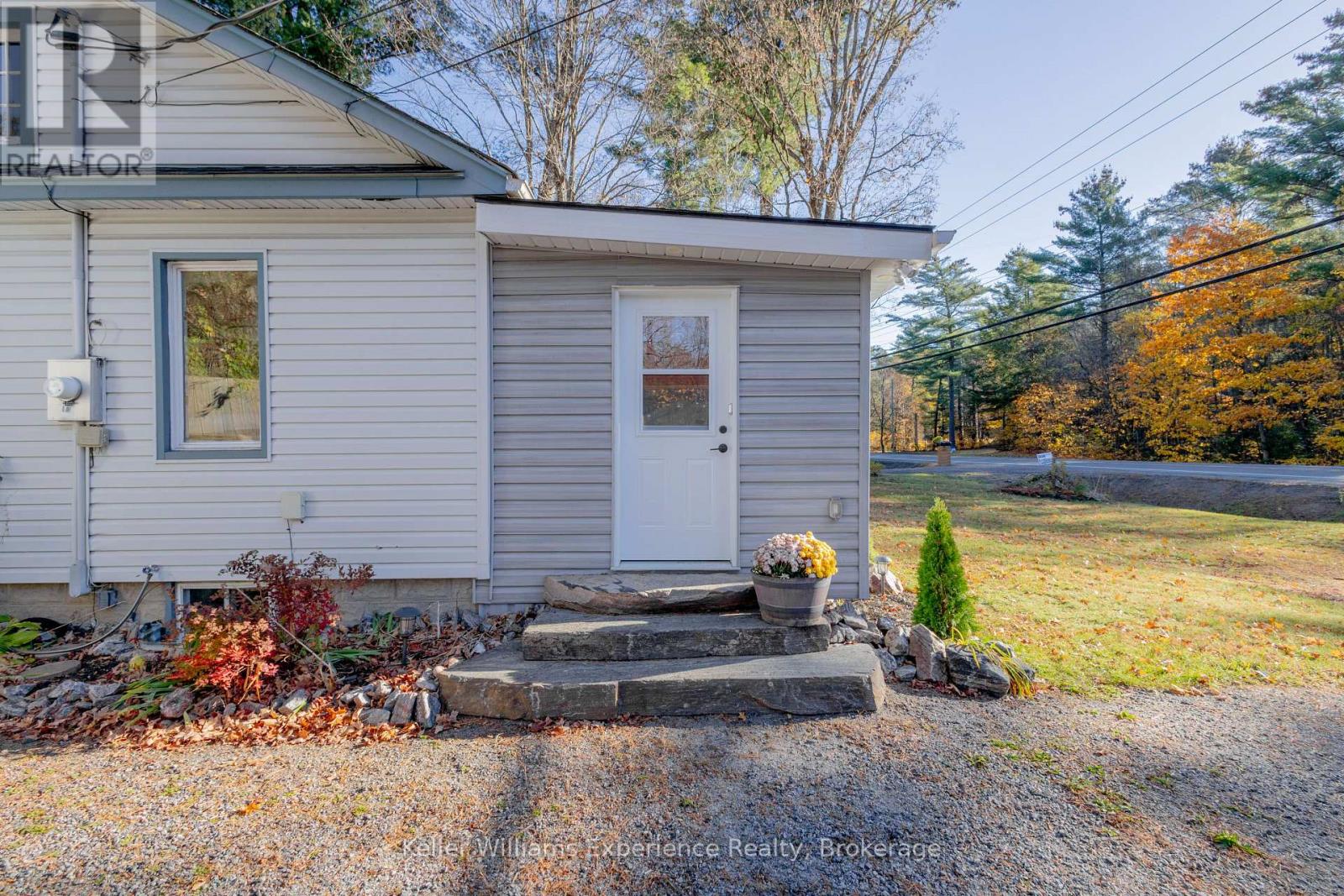 620 141 Highway, Huntsville, Ontario  P0B 1M0 - Photo 3 - X14102044