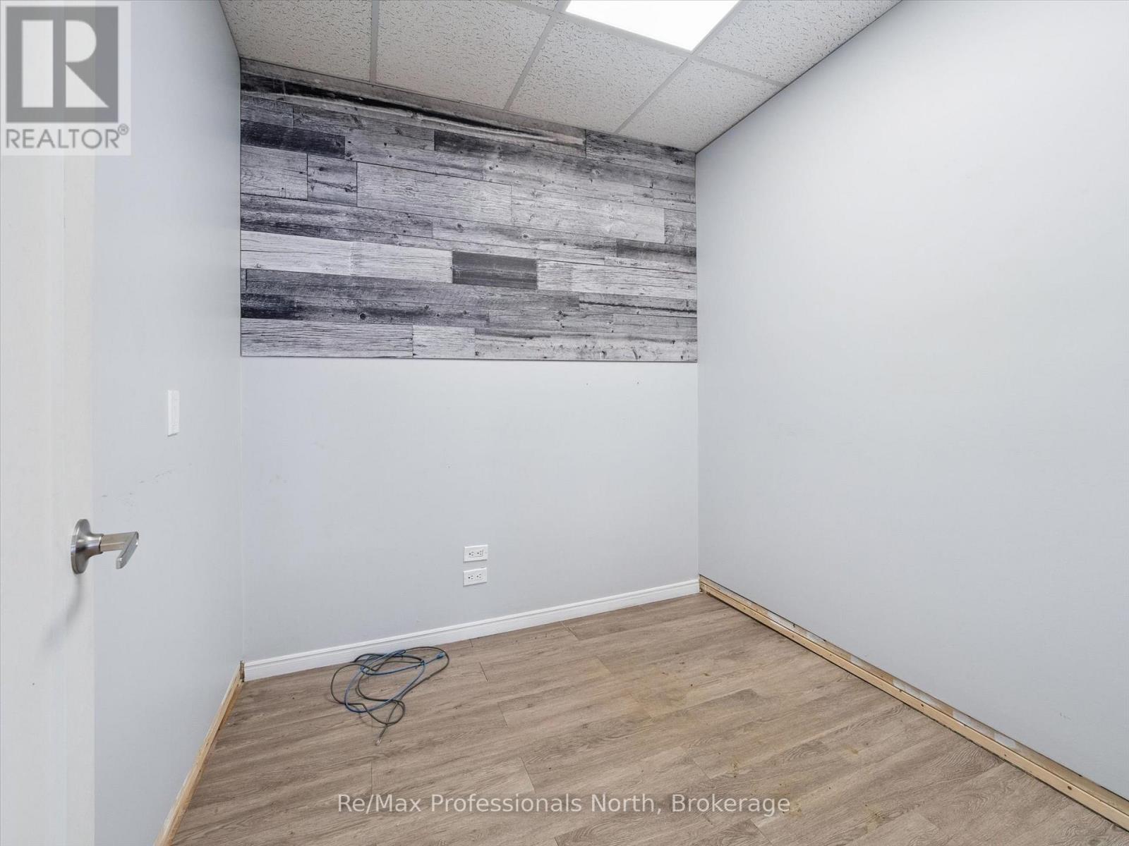 210 Brock Street, Gravenhurst, Ontario  P1P 1H4 - Photo 12 - X14102940