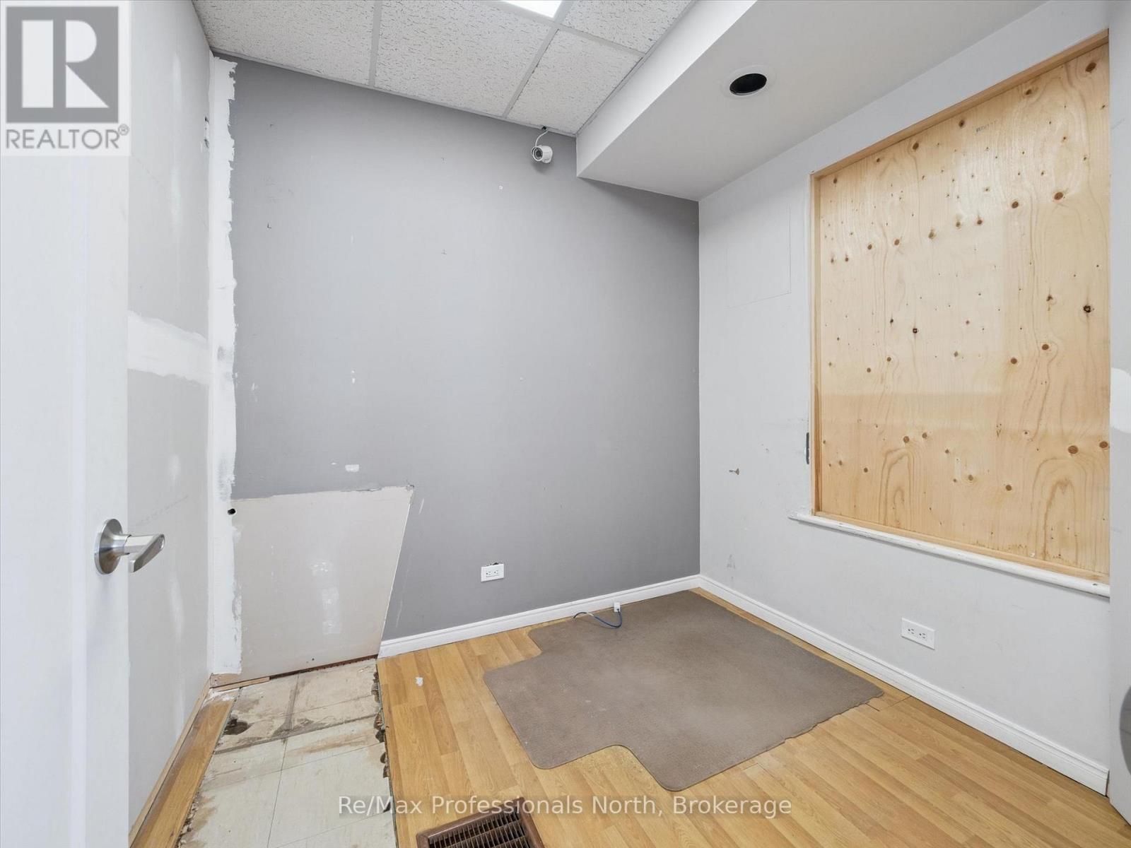 210 Brock Street, Gravenhurst, Ontario  P1P 1H4 - Photo 13 - X14102940